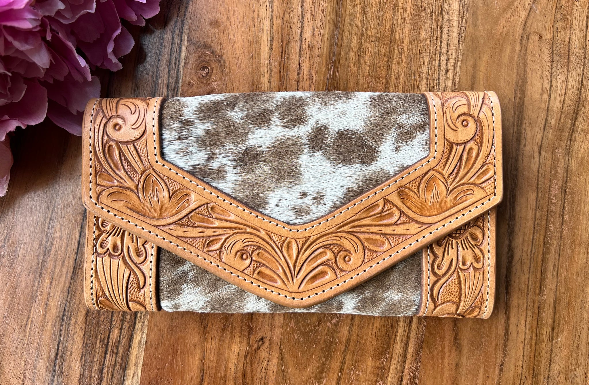 Daisy Cowhide Wallet
