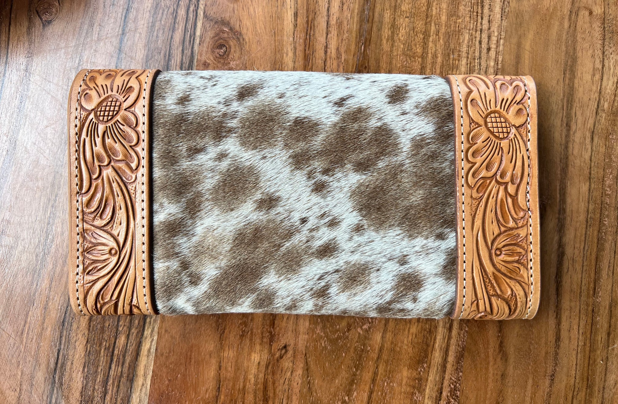 Daisy Cowhide Wallet