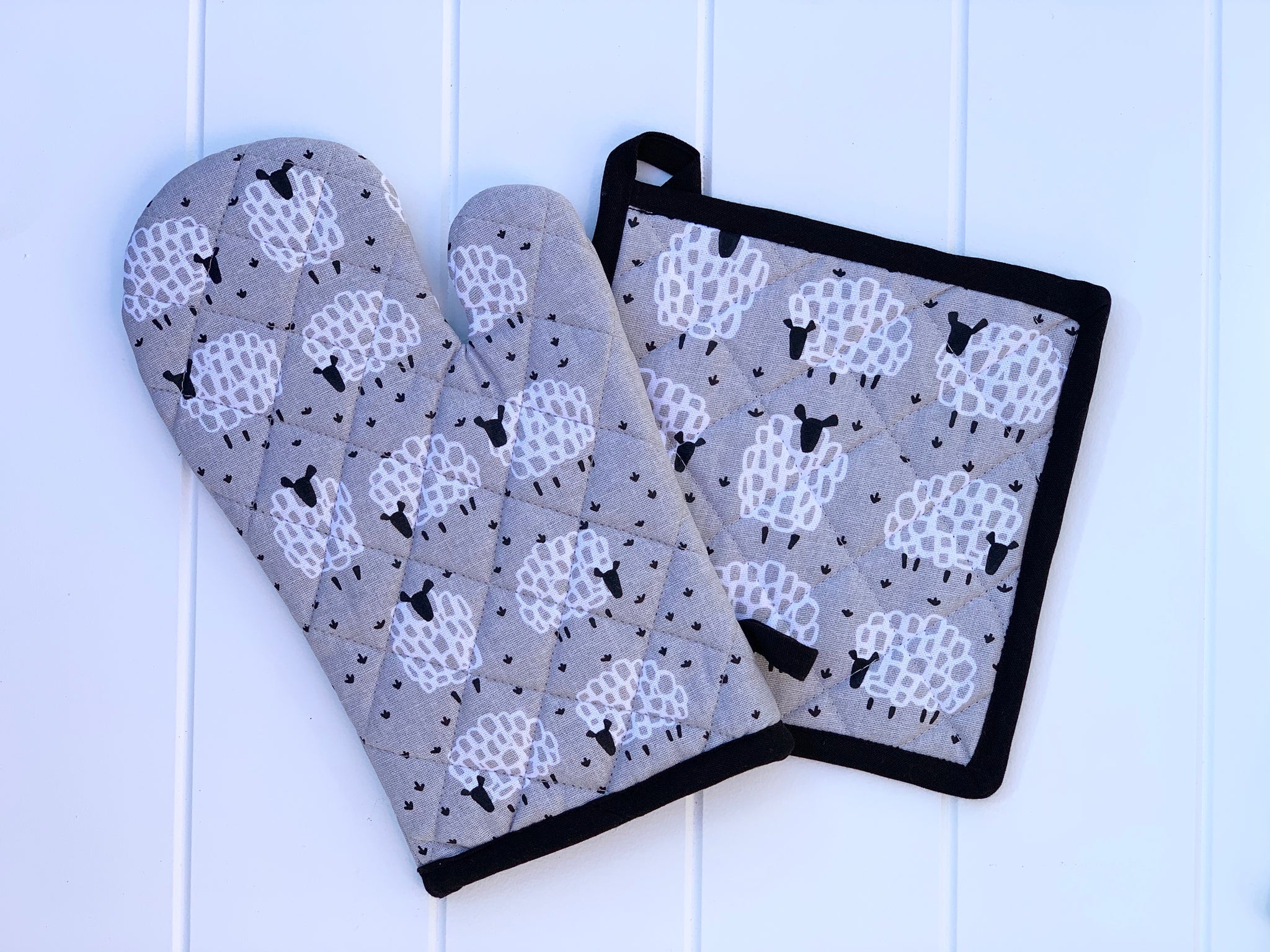 Grey Sheep Oven Mitt + Pot Holder Set